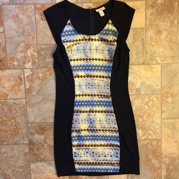 Ladies Ambar Metallic Dress - Picture 3 of 9